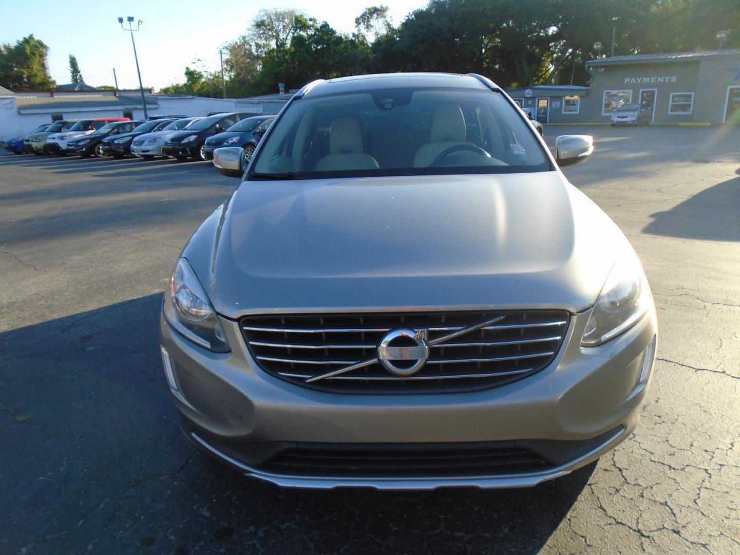 2014 Volvo XC60 (YV4952DL5E2) , located at 6112 N Florida Avenue, Tampa, FL, 33604, (888) 521-5131, 27.954929, -82.459534 - Photo#1